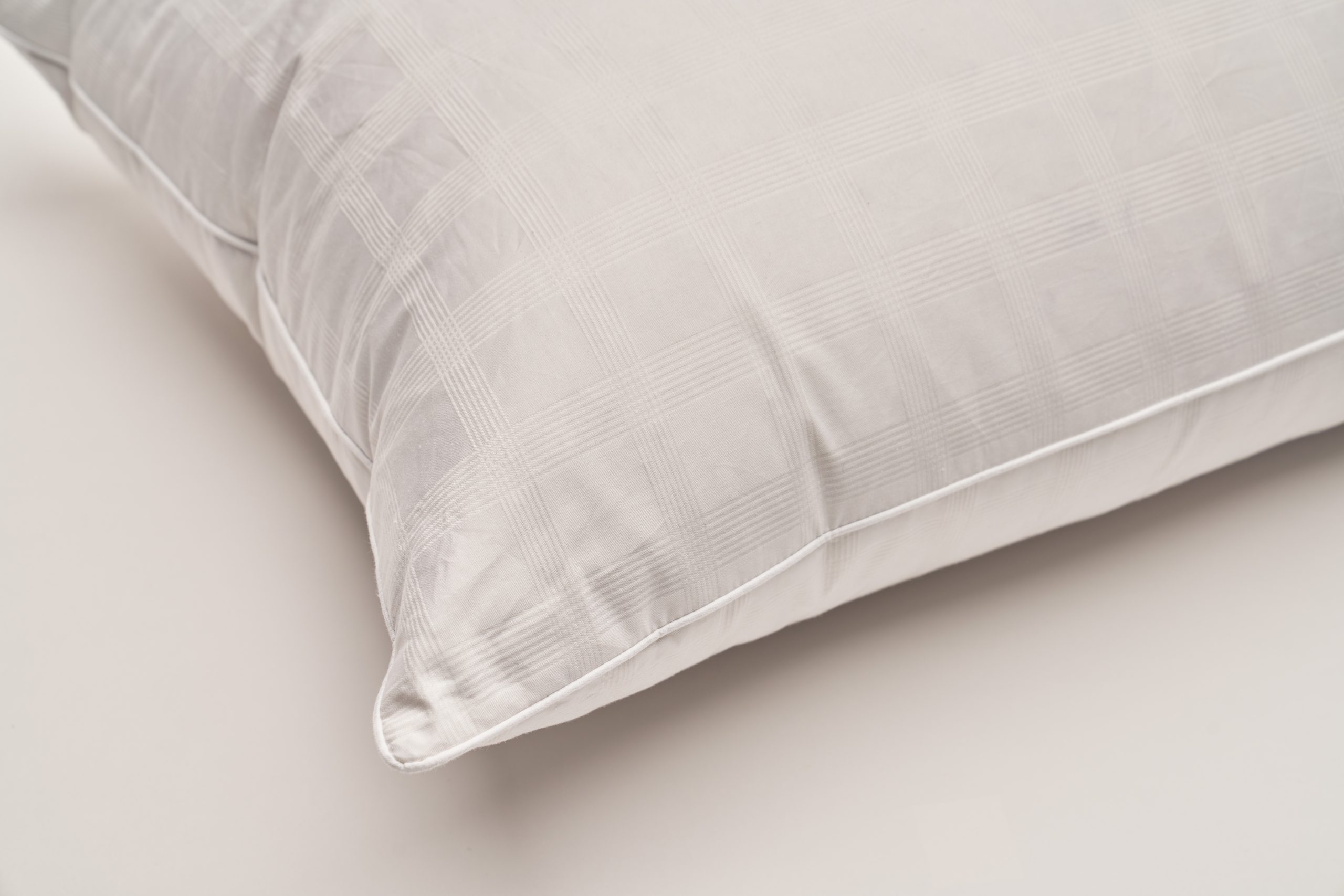 English Duck Down and Feather luxury pillow